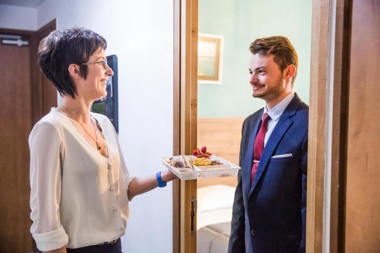 Hotel Les Pieux En Cotentin Екстер'єр фото