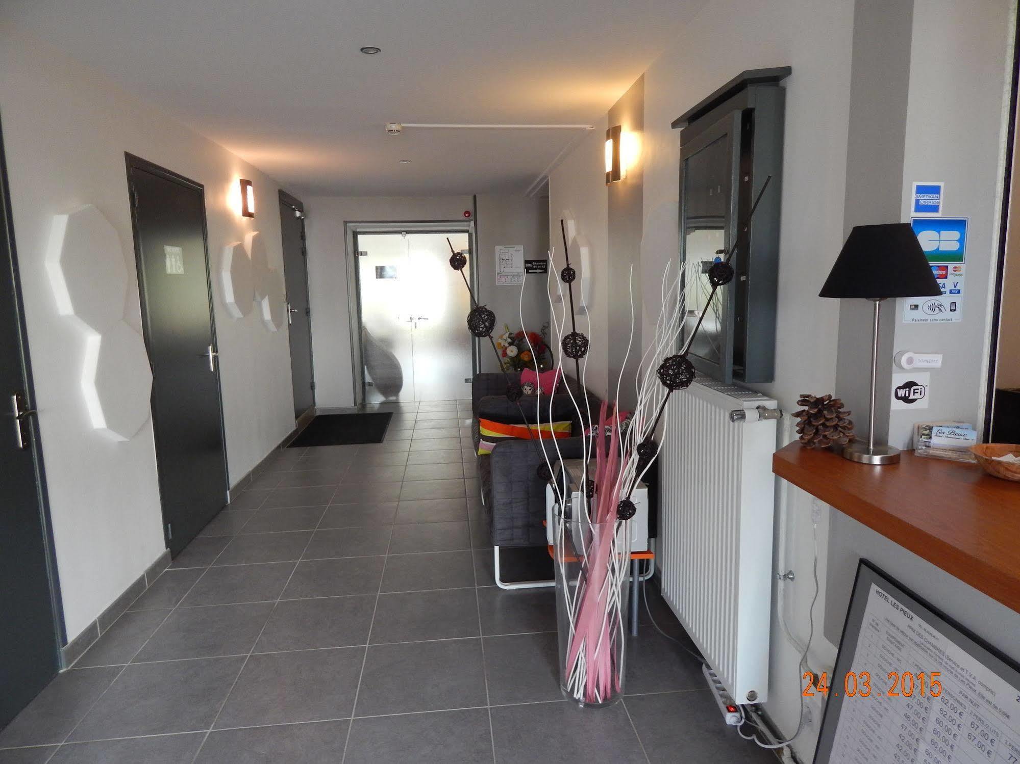 Hotel Les Pieux En Cotentin Екстер'єр фото